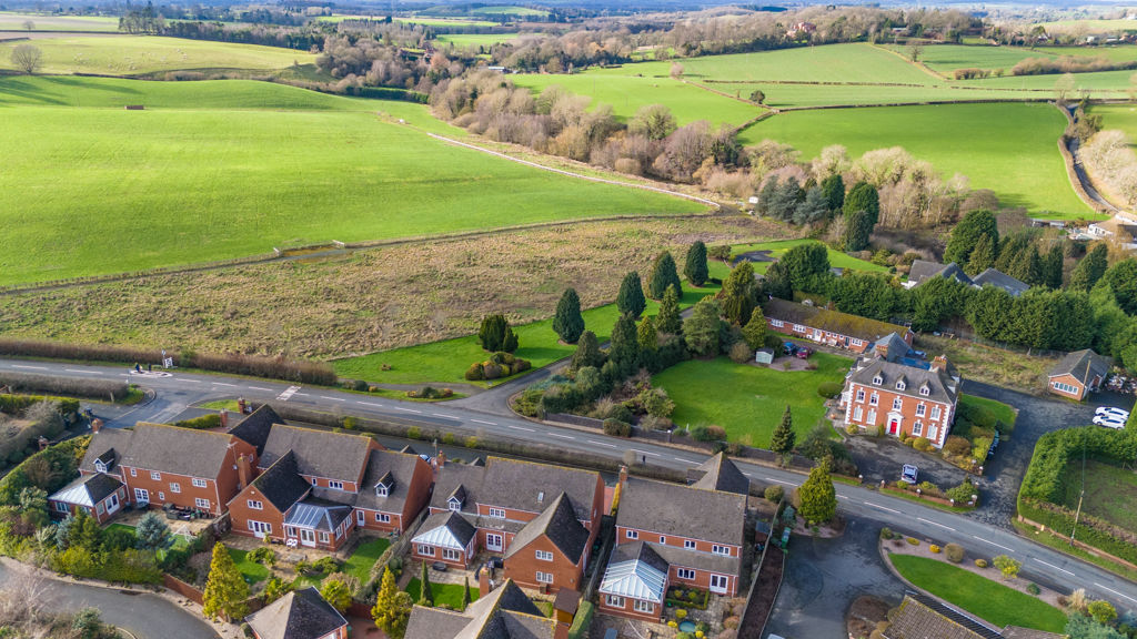 ARIEL- click for photo gallery